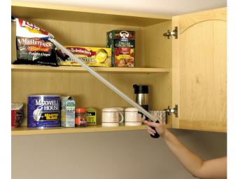 Aluminum Reacher - 32 1/2in - Image 2